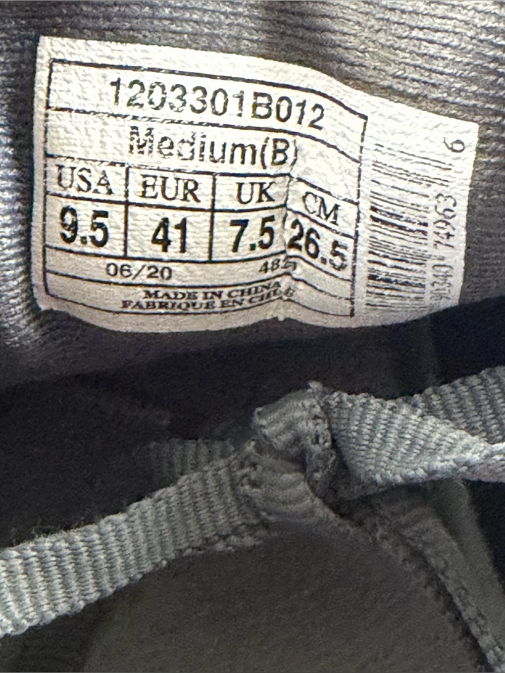 Brooks Bedlam 3 Women's Black & Metallic Running Shoes - Picture 10 of 10